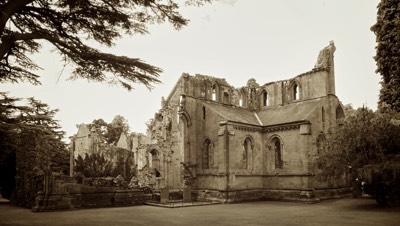  Dryburgh Abbey 
