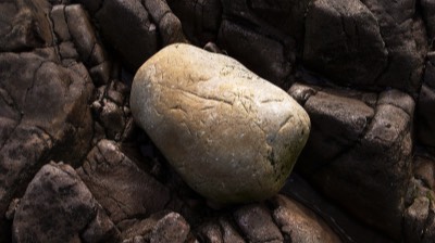  Stones at the beach (Balchladich) 