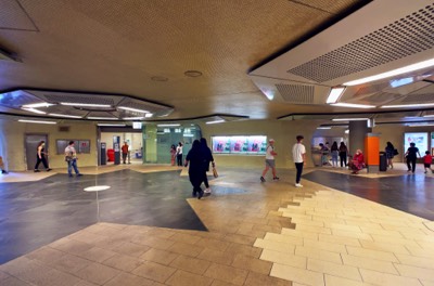  Subway Schlossplatz 