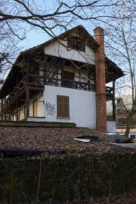  Echazufer, old house 