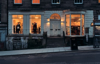  Dundas Street 