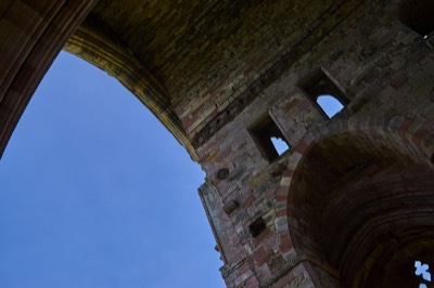  Melrose Abbey 