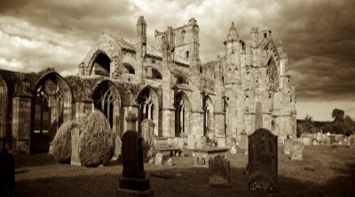  Melrose Abbey 