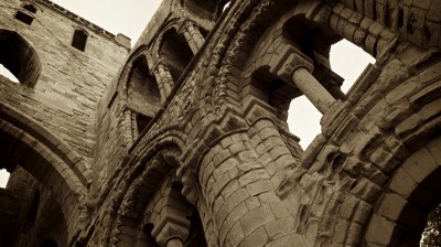  Jedburgh Abbey 