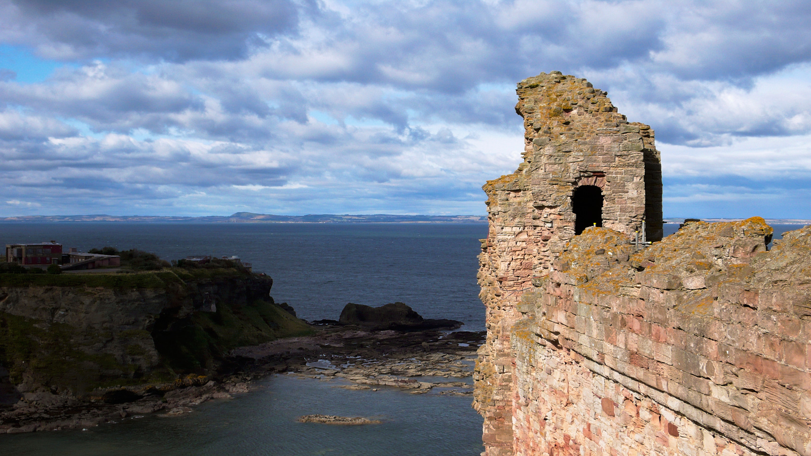  Tantallon Castle 
