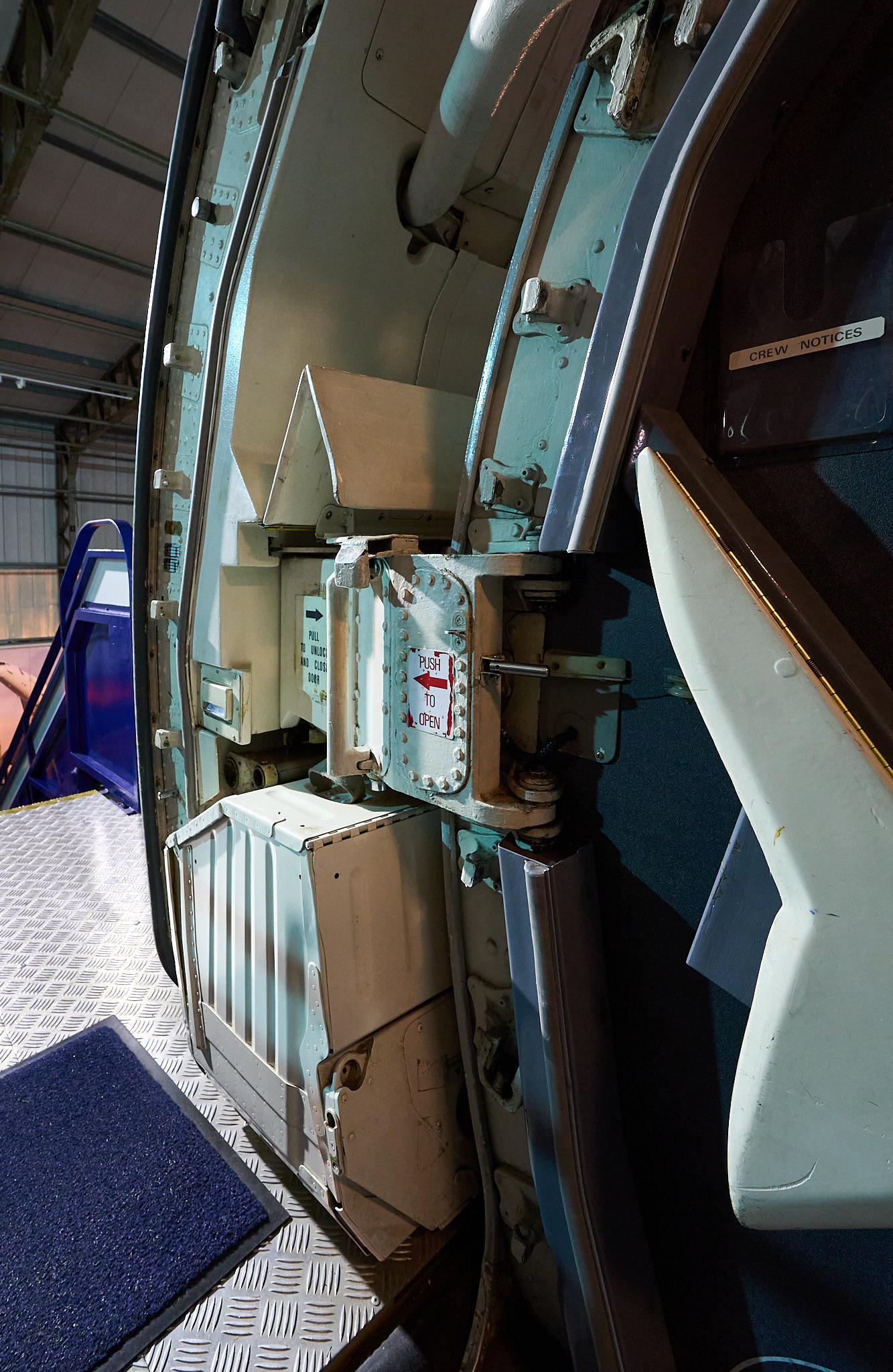  Concorde (door) (National Museum of Flight) 