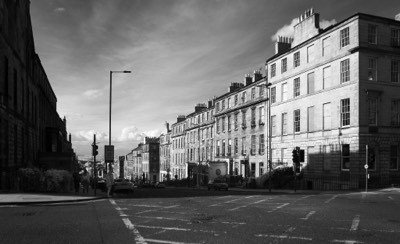  Dundas Street 