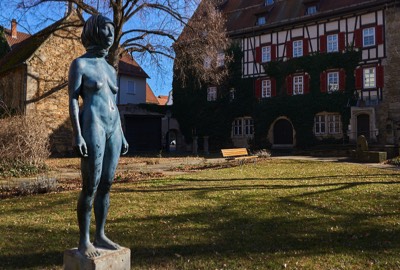  Garden of the local museum 